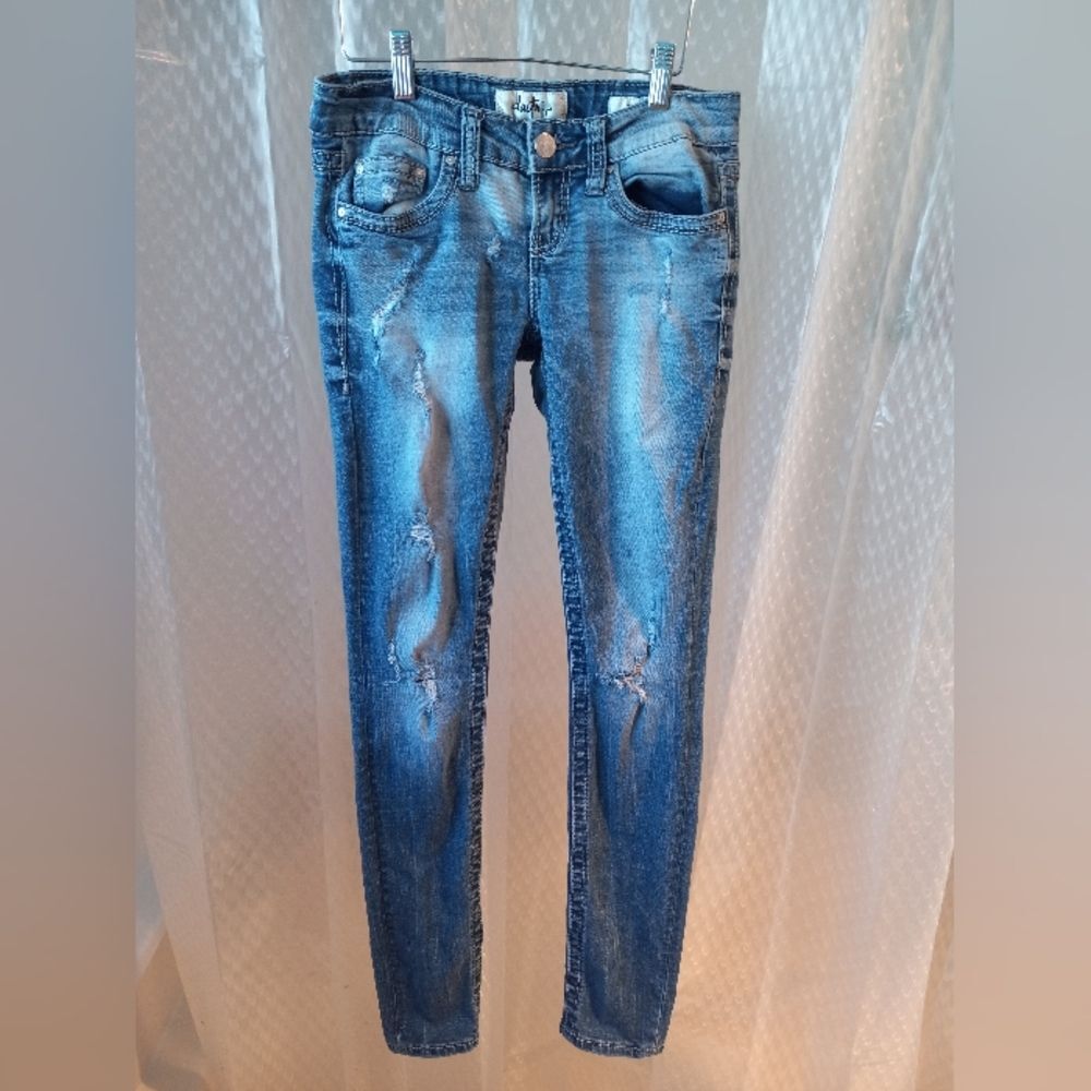 Daytrip Lynx Y2k Embellished Skinny Jeans Size 25L